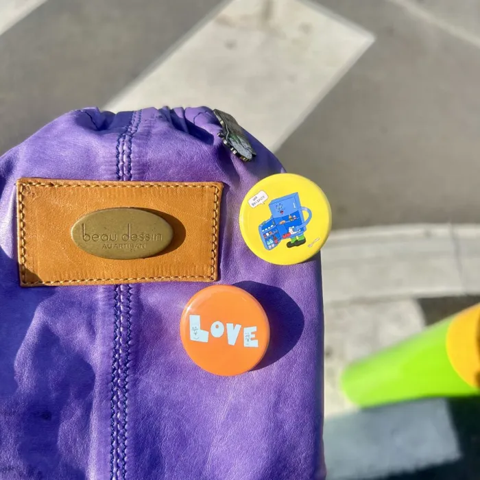 BADGE